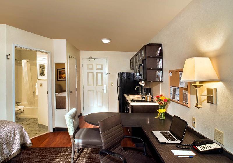 Candlewood Suites Austin-Round Rock By Ihg Екстер'єр фото